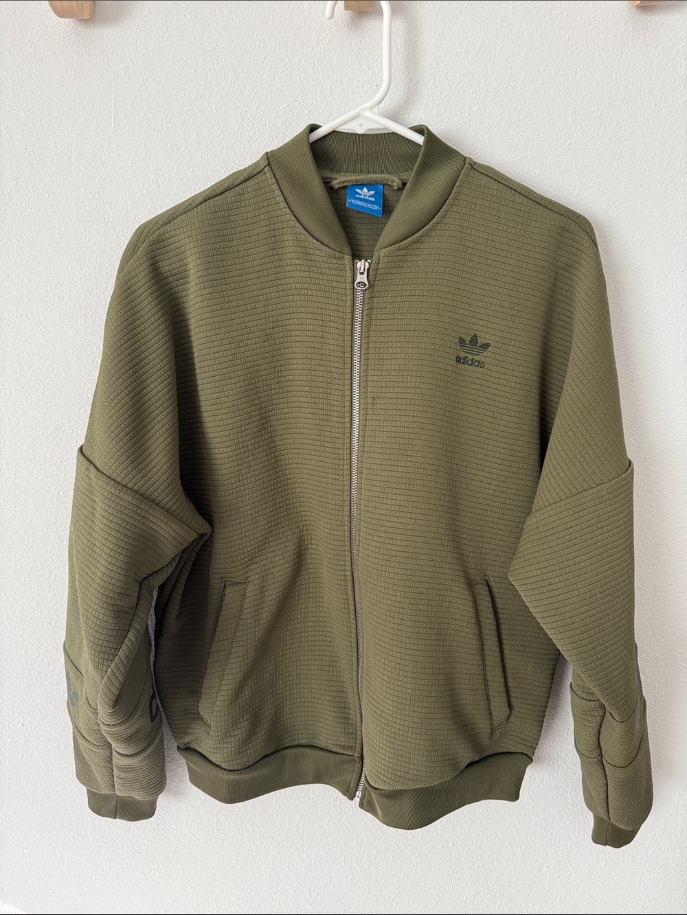 Adidas Originals Khaki Olive Green Quilted Bomber Graphic Logo Jacket